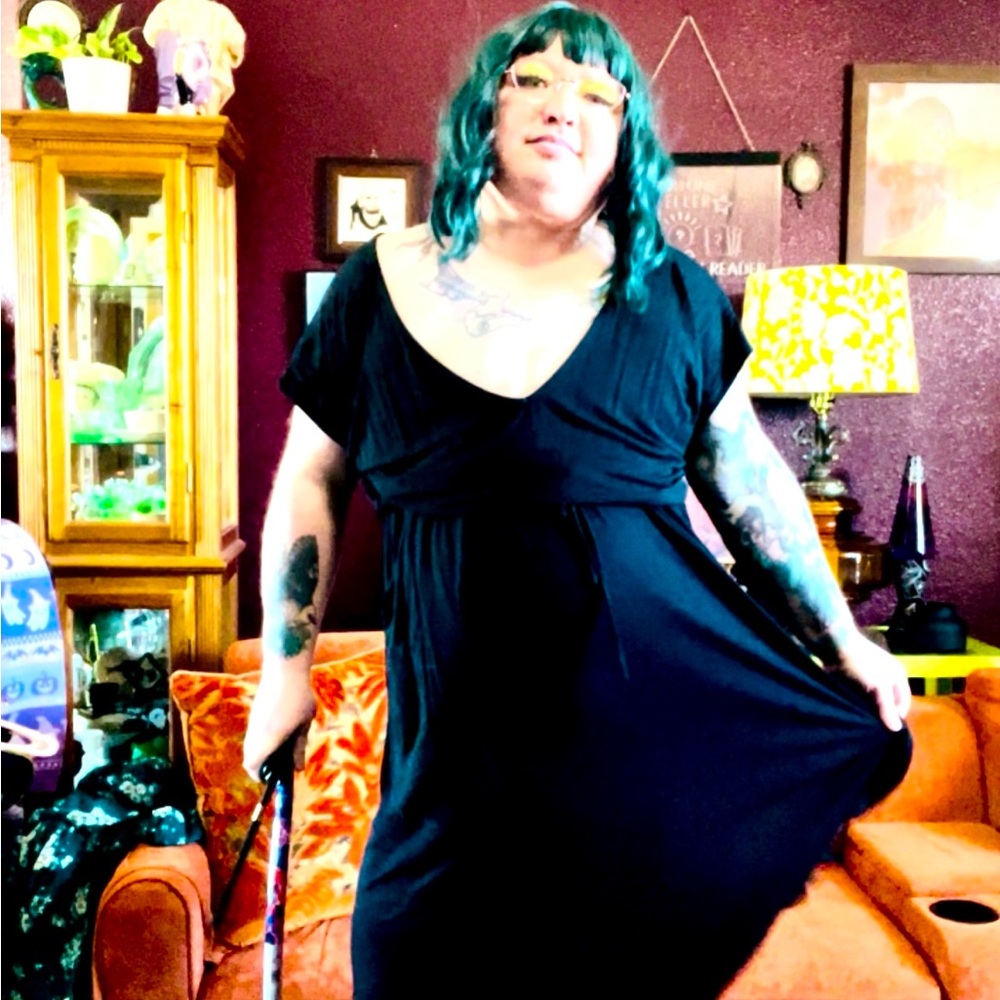 Chic Black Dress